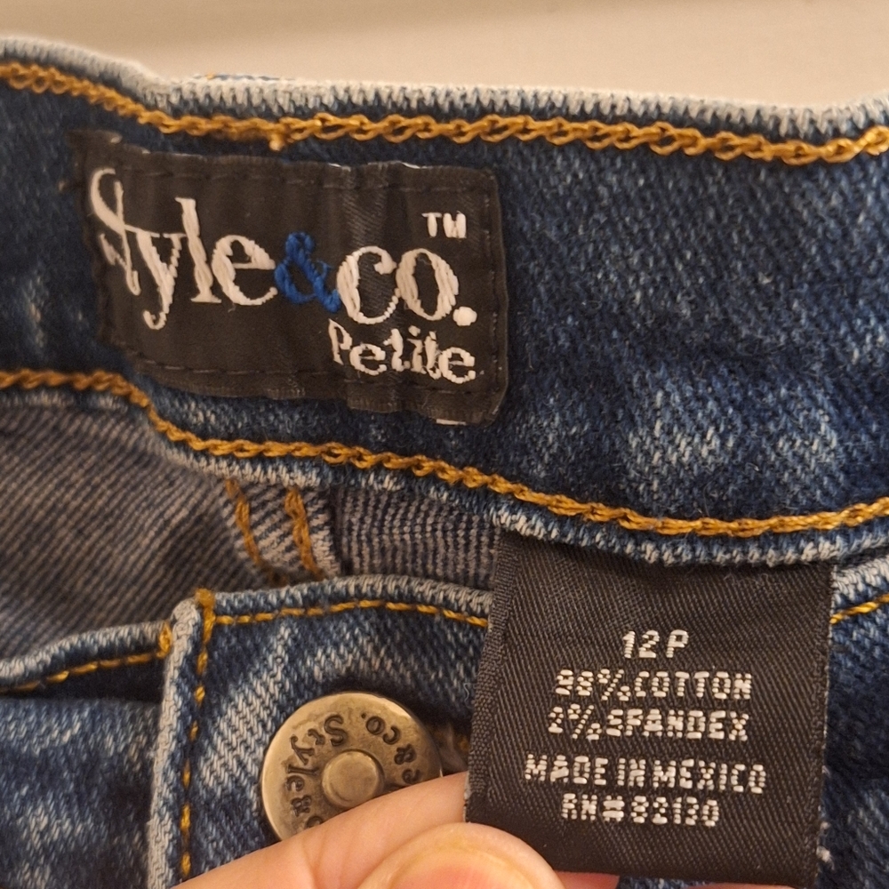 Style & Co Jeans size 12P - Picture 2 of 3